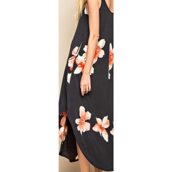 ❤GORGEOUS Floral Maxi Dress - Picture 4 of 6
